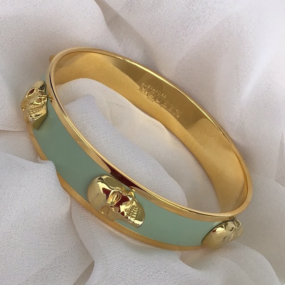 Alexander McQueen 3D Skulls Head Bangle - Picture 1 of 5